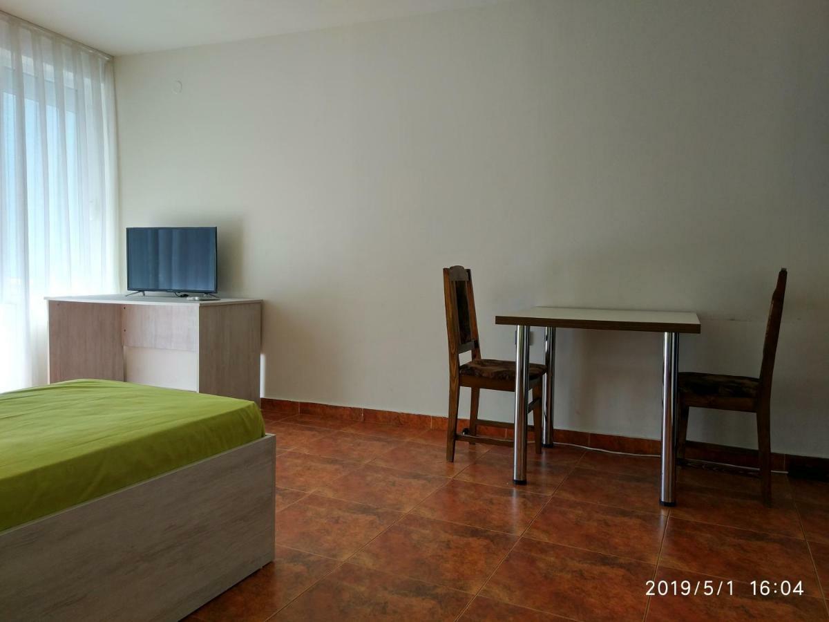Downtown Studio Apartment Varna ภายนอก รูปภาพ